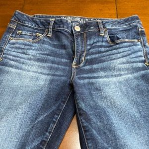 AE SKINNY KICK JEANS